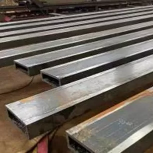 لوله مربع با زاویه راست